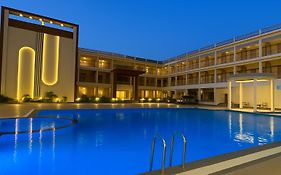 Nirvana Grand Hotel & Resort